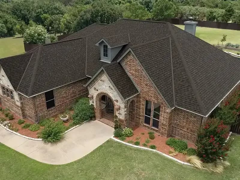 imgi_4_architectural_shingles-sm.webp.pagespeed.ce.wbnKXOzaiw.webp
